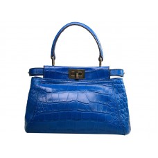 Fendi Iconic Mini Peekaboo Tasche aus hellblauem Krokodilleder