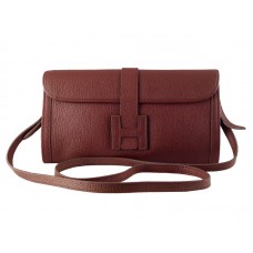 Hermes Klappenclutch Purpurrot