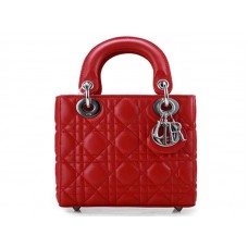 Dior Nano Ledertasche, silberfarbene Beschläge, rot