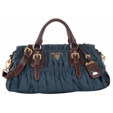 Prada Tessuto Gaufre Nylon Henkeltasche Blau