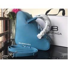 Balenciaga Triangle Duffle S Blau 18062558