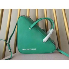 Balenciaga Triangle Duffle S Grün 170120573
