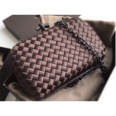Bottega Veneta Knot Clutch in Boucher Intreccio Chocolate
