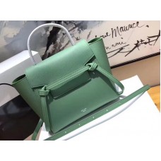 Celine Micro Belt Bag aus genarbtem Kalbsleder, Grün