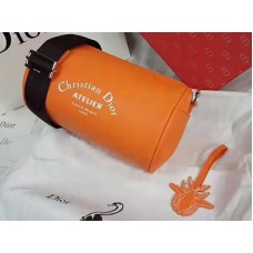 Dior Roller Pouch aus genarbtem Denim-Kalbsleder in Orange