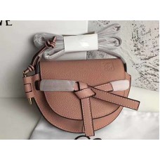 Loewe Gate Mini Bag aus weichem, genarbtem Kalbsleder, Rosa