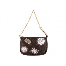 Louis Vuitton-Monogramm-Mini-Pochette-Accessoires-Patch