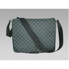 Louis Vuitton Damier Graphit Renzo