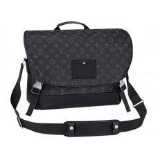 Louis Vuitton Monogram Eclipse Canvas Messenger MM Voyager