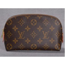 Louis Vuitton Kosmetiktasche aus Monogram Canvas m47515